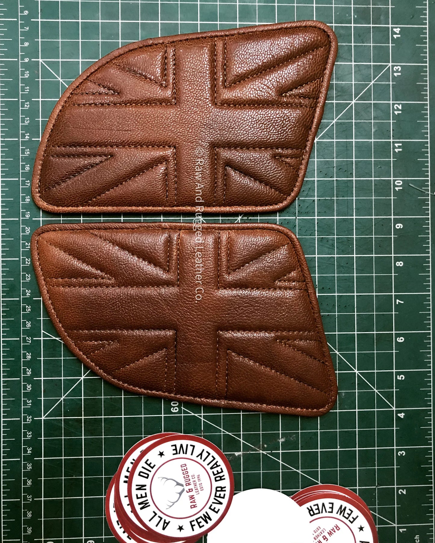 Royal Enfield CONTINENTAL GT 650 | TANK KNEE PADS | UNION JACK