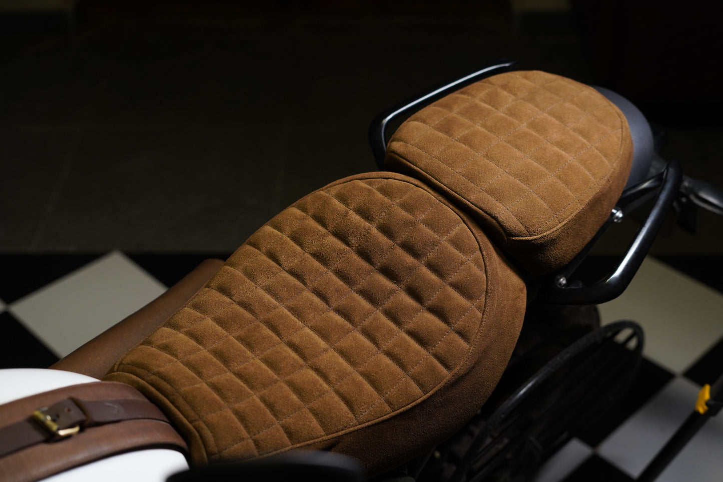 Triumph Scrambler 400x - Side Panel Bag Right side