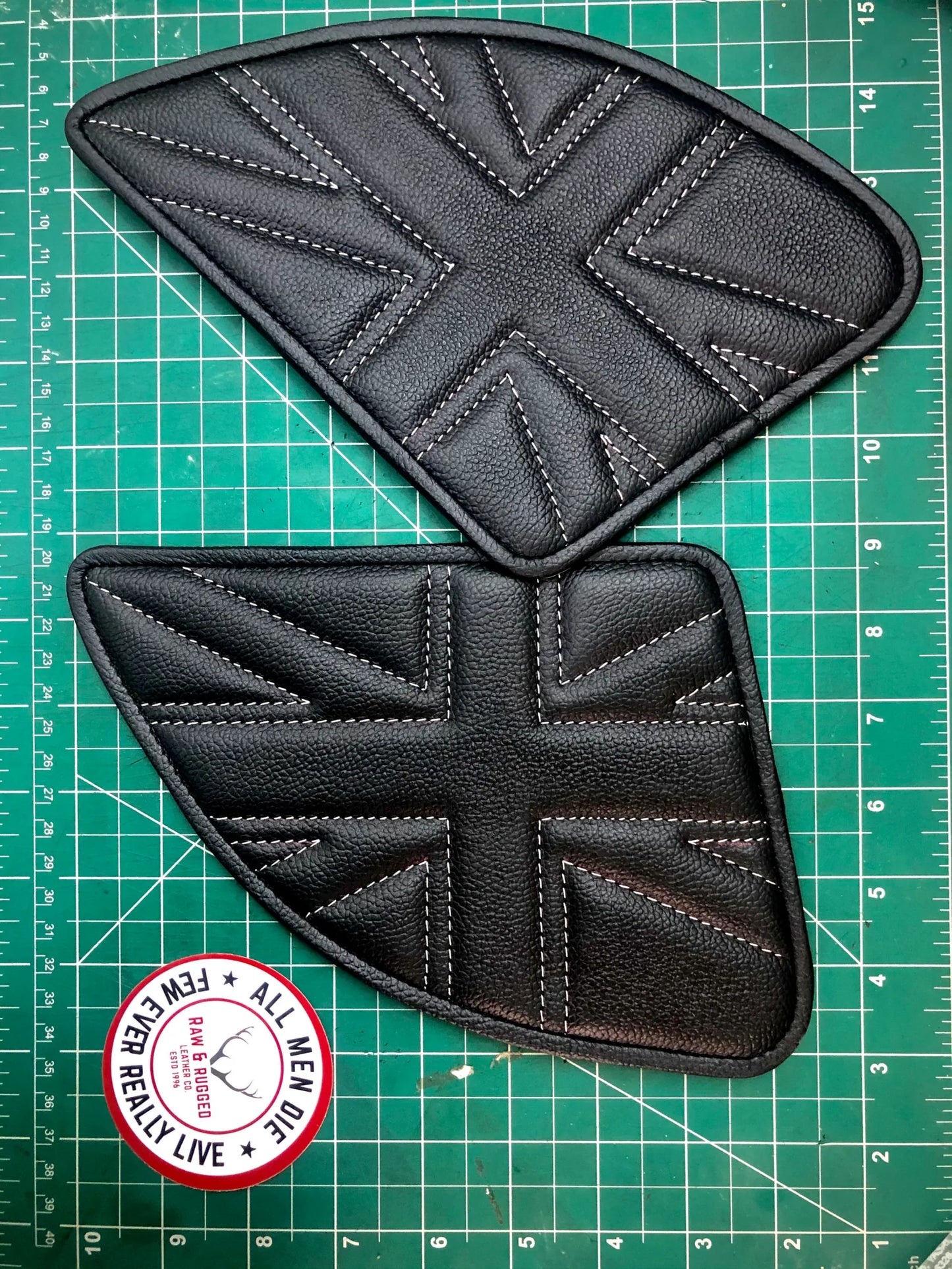Royal Enfield CONTINENTAL GT 650 | TANK KNEE PADS | UNION JACK