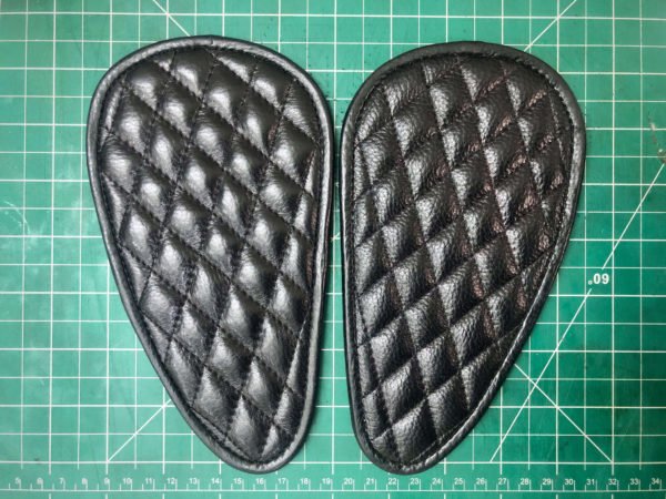 JAWA CLASSIC 42 42 2.1 PERAK TANK KNEE PADS 