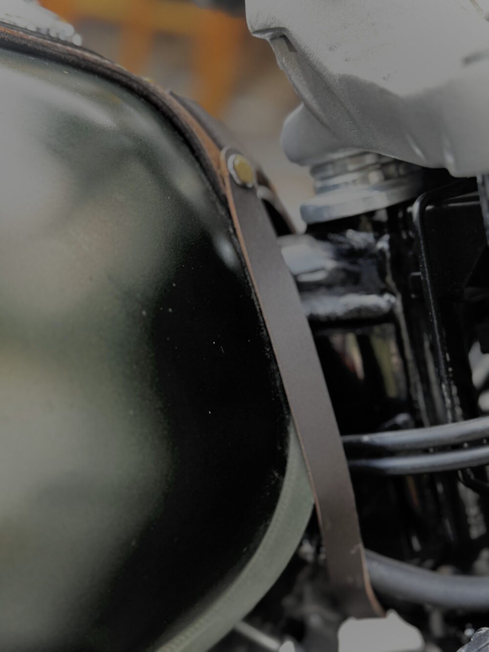 Honda H'ness CB350 Tank Strap - Image 9