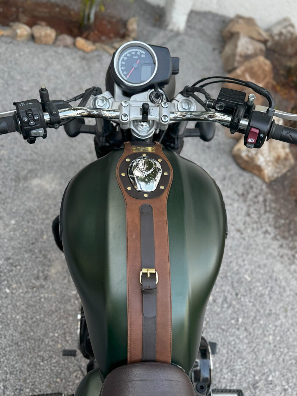 Honda H'ness CB350 Tank Strap - Image 3